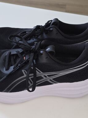 Asics Black and White Men's Running Shoes